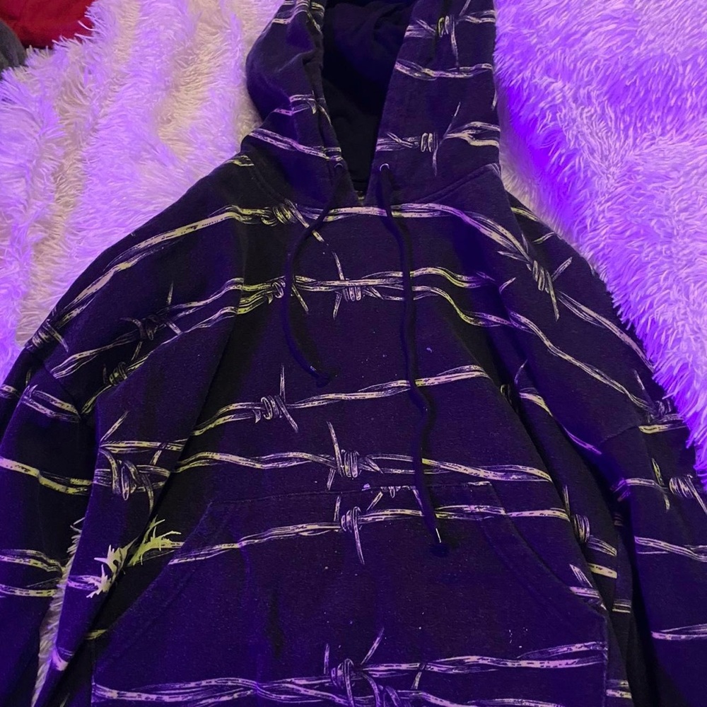 Zumiez barbwire neon green/yellow hoodie